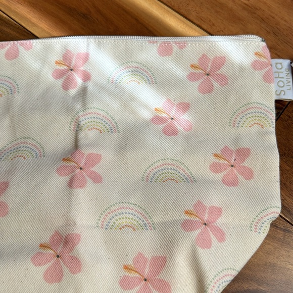 Soha living Hawaiian Hibiscus and rainbow cosmetic bag Large NWT Makeup Misc - Picture 3 of 7